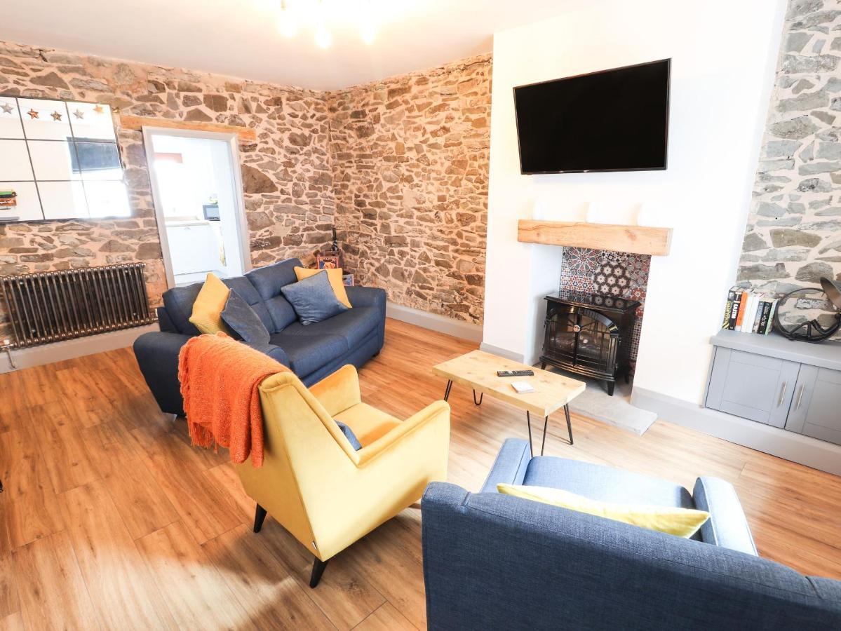 8 Watkin Street Conwy
